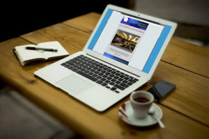 newsletter-subscription-laptop